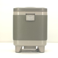 幅：44 (cm)×奥行：44 (cm)×高さ：58 (cm)／11.4 (kg)，撮影・計測日：1999-10-01