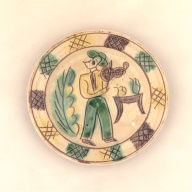 幅：11 (cm)×奥行：11 (cm)×高さ：1.7 (cm)／8 (g)，撮影・計測日：2002-08-28