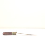 幅：5.7 (cm)×奥行：31 (cm)×高さ：4.6 (cm)／171 (g)，撮影・計測日：1999-12-07