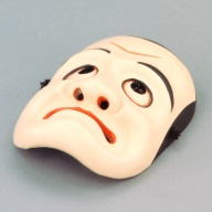 幅：15 (cm)×奥行：20 (cm)×高さ：7.5 (cm)／260 (g)，撮影・計測日：2003-11-21