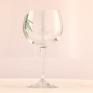 幅：8.6 (cm)×奥行：8.7 (cm)×高さ：17 (cm)／226 (g)，撮影・計測日：2000-12-11