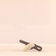 幅：4.1 (cm)×奥行：9.0 (cm)×高さ：1.7 (cm)／5 (g)，撮影・計測日：2000-12-26