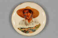 横：4.9 (cm)×厚み：0.5 (cm)×縦：4.9 (cm)／3 (g)，撮影・計測日：2009-03-19