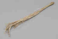 幅：18 (cm)×厚み：3.8 (cm)×長さ：94 (cm)／40 (g)，撮影・計測日：2012-07-30