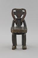 幅：33 (cm)×奥行：44 (cm)×高さ：76 (cm)／16.7 (kg)，撮影・計測日：2022-07-11