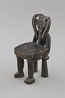 幅：33 (cm)×奥行：44 (cm)×高さ：76 (cm)／16.7 (kg)，撮影・計測日：2022-07-11