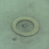 幅：4.8 (cm)×奥行：4.7 (cm)×高さ：0.2 (cm)／6 (g)，撮影・計測日：1996-02-28
